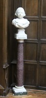 Purple porphyry column